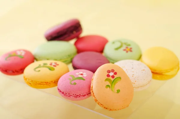 Macarons Form Easter Eggs — Stock Photo, Image