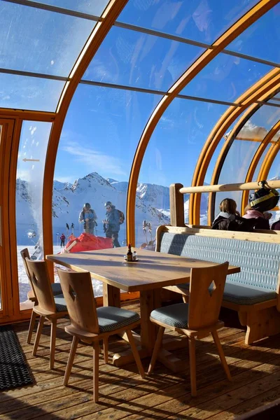 Hochgurgl Tirol Österreich Januar 2023 Schöner Sonniger Schneebedeckter Bergblick Aus — Stockfoto