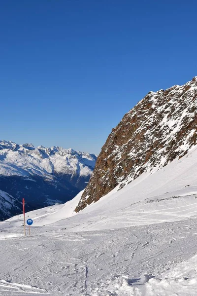 Vista Deslumbrante Hochgurgl Ski Resort Áustria Belos Picos Montanhosos Cobertos — Fotografia de Stock