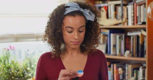 청년층 투표자 투표하다 Voted Sticker — 비디오