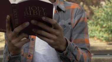 İncil Okuma Hristiyanlığı Konsepti