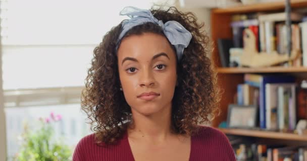 Millennial Multicultural Etnia Mulher Face Close — Vídeo de Stock
