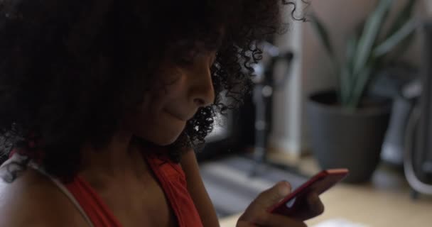 Black Woman Phone — Stock Video