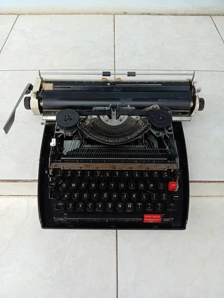 老式复古型打字机 — 图库照片