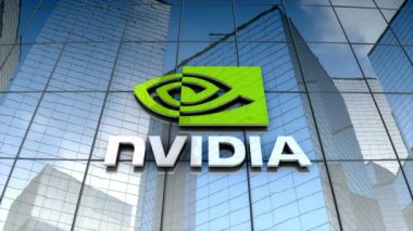 Ağustos 2017, sadece editoryal kullanım, cam bina üzerine Nvidia logosu.