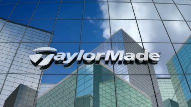 Mart 2018, sadece editoryal kullanım, 3 boyutlu animasyon, Taylormade Golf Şirketi logosu cam bina üzerine.