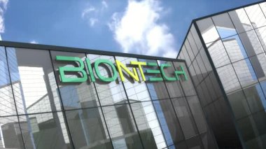 Aralık 2020, sadece editoryal kullanım, 3 boyutlu animasyon, BioNTech SE logosu cam bina üzerine.