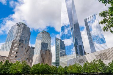 New York şehir merkezindeki Finans Bölgesi 'ndeki One Trade Center..