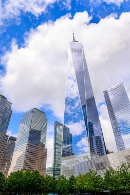 New York şehir merkezindeki Finans Bölgesi 'ndeki One Trade Center..