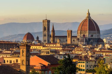 Floransa Katedrali - Gün batımında Santa Maria del Fiore.