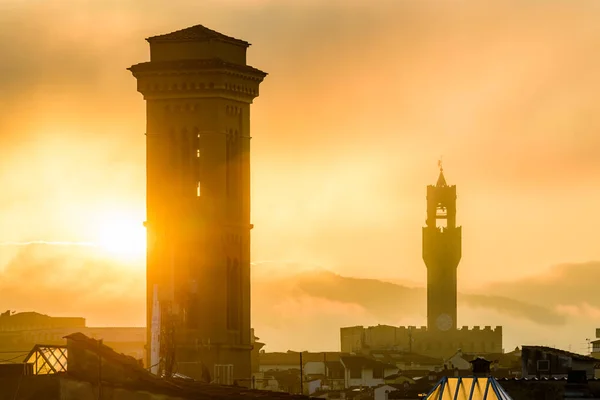 Rijzende Zon Boven Het Florence Stadsgezicht Met Torens Van Chiesa — Stockfoto