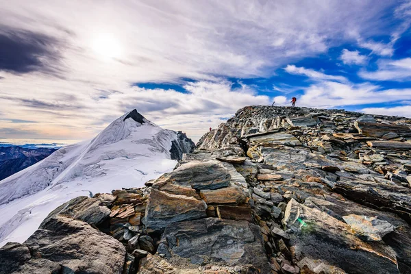 Ett Alpint Landskap Wallis Alperna Schweiz Från Alphubel Toppmötet — Stockfoto