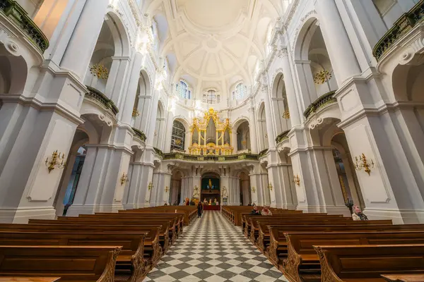 Dresden Almanya 2022 Yenilenmiş Dresden Katedrali Telifsiz Stok Fotoğraflar