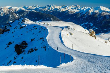 Avustralya-İtalya sınırındaki Sillian 'daki Hochpustertal kayak merkezi..