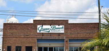 Central Ave 'deki Green Bench Bira Şirketi, St Petersburg, FL