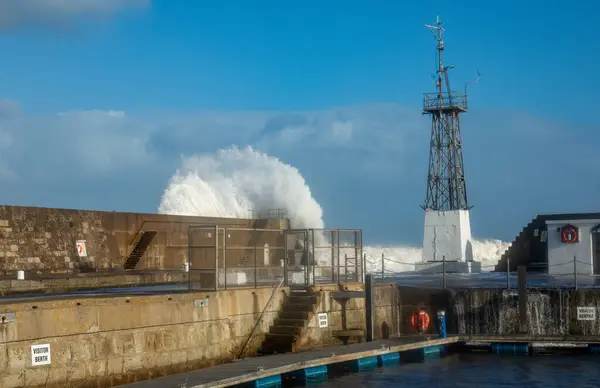 Fırtına Babet Skoçya Nın Lossiemouth Kıyı Kasabasını Vurdu — Stok fotoğraf