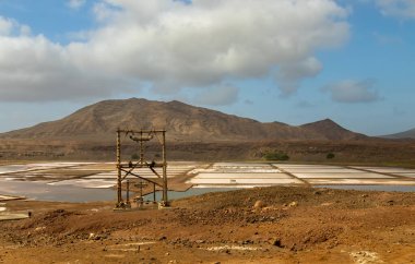Tuz madenlerinden tuz taşımak için kullanılan ahşap çerçeveler, Cape Verde
