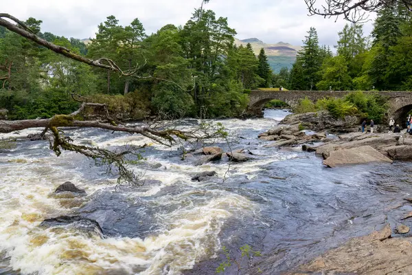 Su akıntıları, Dochart Şelaleleri, Killin