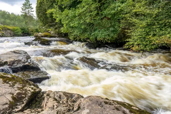 Su akıntıları, Dochart Şelaleleri, Killin