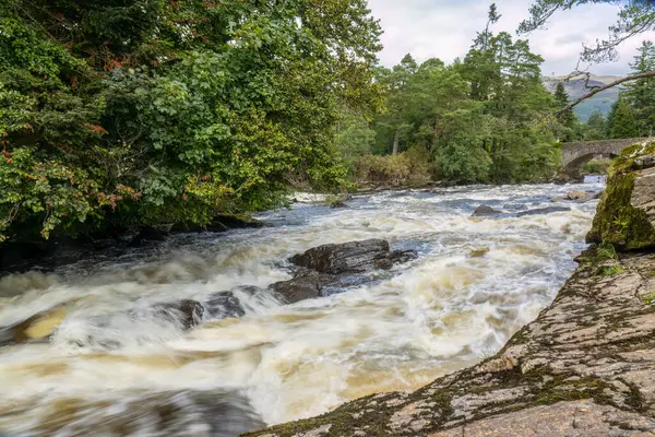 Su akıntıları, Dochart Şelaleleri, Killin