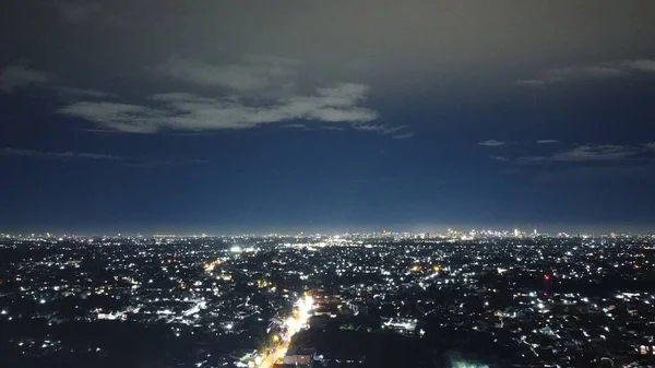 雲に包まれた夜空 — ストック写真