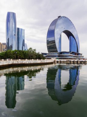 Bakü, Azerbaycan 'daki Yarım Ay Oteli manzarası