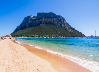 Sardinya, İtalya 'daki Tavolara Adası manzarası