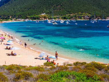 Sardinya, İtalya 'daki Tavolara Adası manzarası