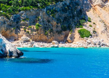 Sardunya, İtalya 'daki Orosei Körfezi' ndeki muhteşem Cala Goloritze manzarası