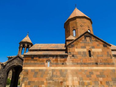 Ermenistan ile Türkiye arasındaki sınırdaki Ararat Dağı yakınlarındaki Khor Virap manastırının görüntüsü