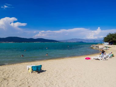 Ermenistan'daki Sevan Gölü görünümünü