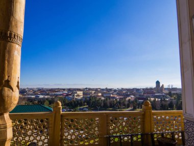 Hazrat Khizr Camii 'nden görüntü (İngilizce çevirisi: Kutsal Peygamber Khizr Camii). Semerkand, Özbekistan