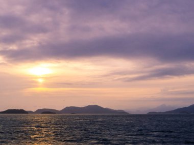 Ilha Grande, Brezilya 'da gün batımı