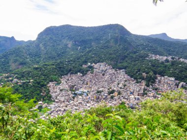 Ünlü Rocinha Favela 'nın manzarası. Rio de Janeiro, Brezilya 'da