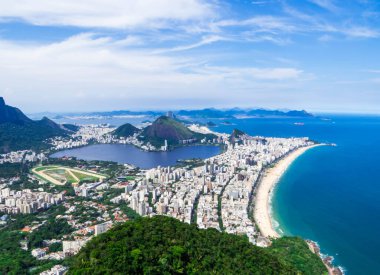 Two Brothers Hills 'in tepesinden şehir manzarası. Rio de Janeiro, Brezilya 'da