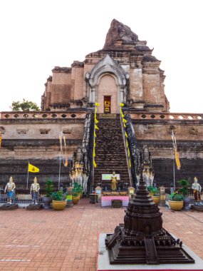 Wat Chedi Luang 'ın manzarası. Chiang Mai, Tayland 'da