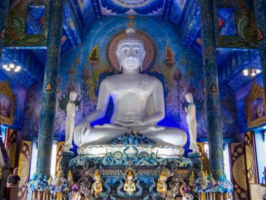 Chiang Rai, Tayland 'daki Mavi Tapınağın (veya Wat Rong Suea) iç görüntüsü