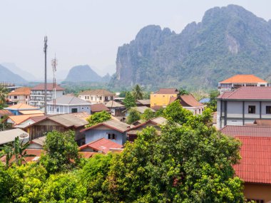 Laos 'taki Vang Vieng köyünün manzarası