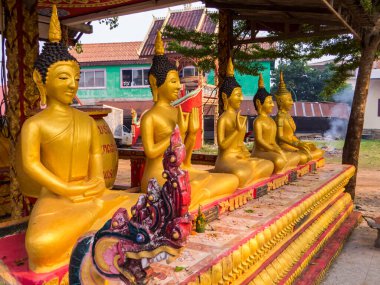 Wat Kang 'ın manzarası. In Vang Vieng, Laos