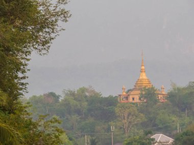Luang Prabang 'daki Wat Pa Phon Phao manzarası, Laos