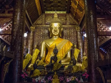 Luang Prabang, Laos 'taki Wat Xiengthong' un içindeki Buda Heykeli.