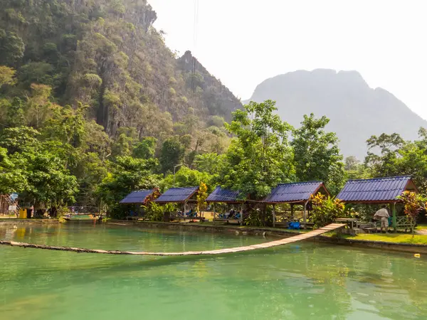 Vang Vieng, Laos - 18 Nisan 2024: Mavi Göl 2.