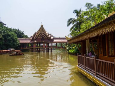 Jinghong 'daki Manting Park manzarası, Xishuangbanna Özerk Bölgesi, Yunnan, Çin