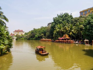 Jinghong 'daki Manting Park manzarası, Xishuangbanna Özerk Bölgesi, Yunnan, Çin