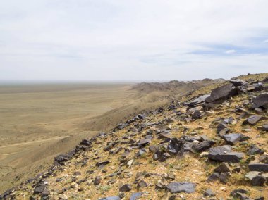 Khavtsgait Vadisi 'ndeki muhteşem manzara, Gobi Çölü, Moğolistan