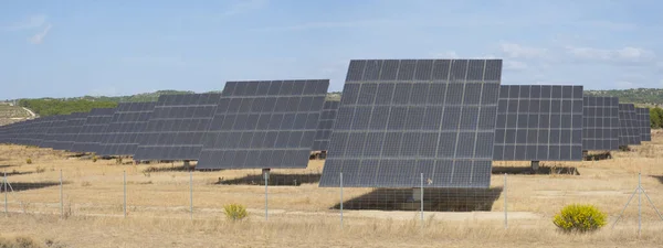 Painel Solar Fazenda Energia Renovável Navarra — Fotografia de Stock