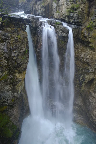 stock image Upper falls in Johnston Canyon, Banff National Park, Canada