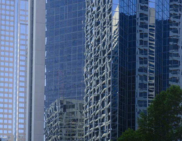 加拿大卡尔加里市的摩天大楼 — 图库照片