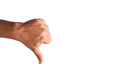 Onaylanmamış ya da anlaşmazlık göstergesi olarak baş parmağıyla yerleştirilmiş bir insan elinin yakın çekimi.