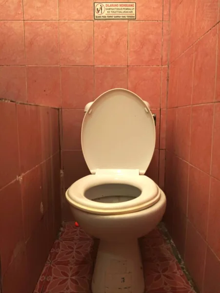 Atambua East Nusa Tenggara Března 2023 Záchod Který Koupelně Vypadá — Stock fotografie